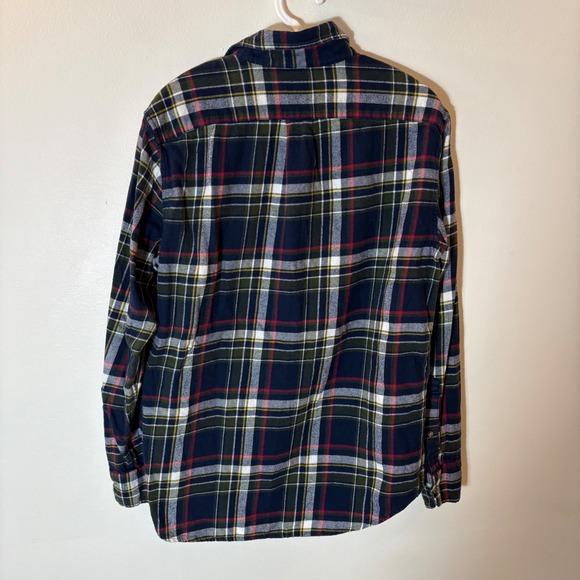 J. Crew Classic 100% Cotton Flannel Plaid Long Sleeve Button Down Size Medium - Picture 8 of 8
